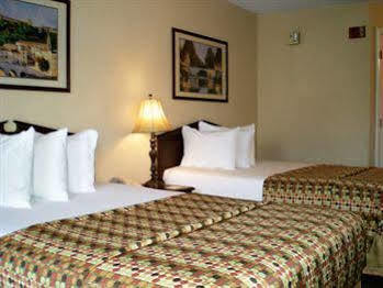 Baymont By Wyndham Hotel 2*