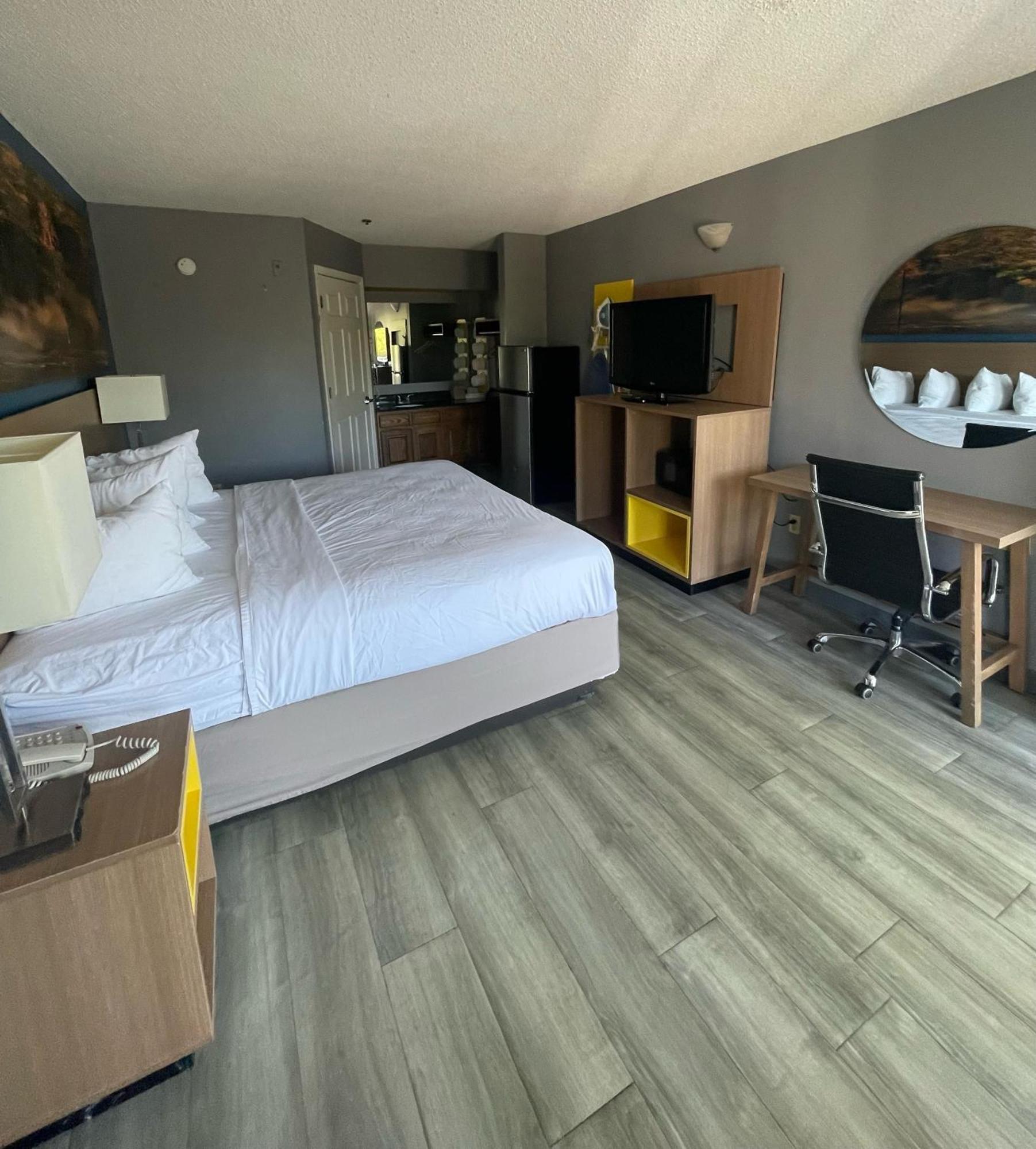 Baymont By Wyndham